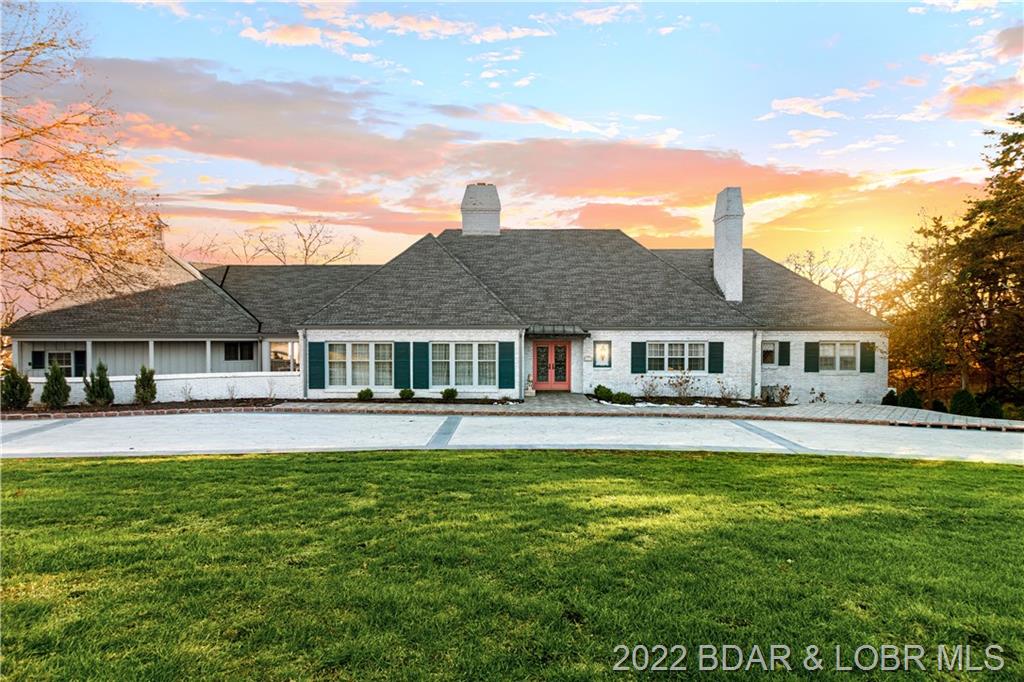 3329 Country Club Drive Jefferson City, MO 65109