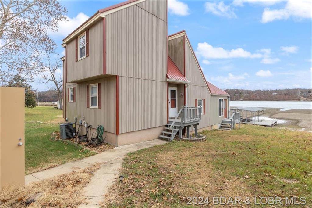 26714 Waterview Drive Warsaw, MO 65355