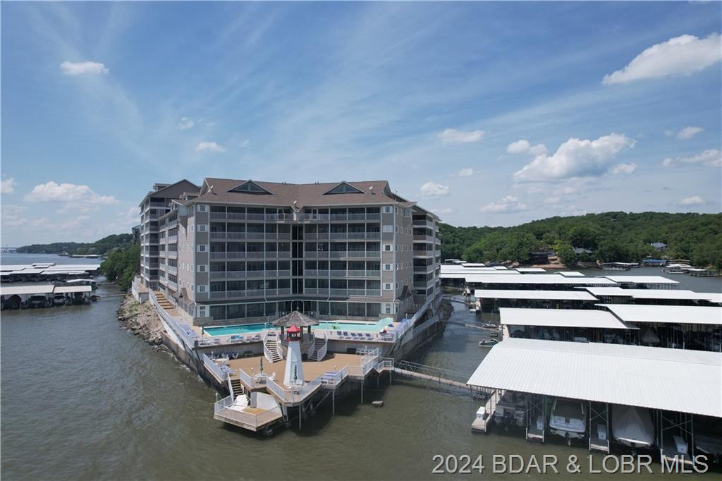 68 Lighthouse Road Unit #1006 Lake Ozark, MO 65049