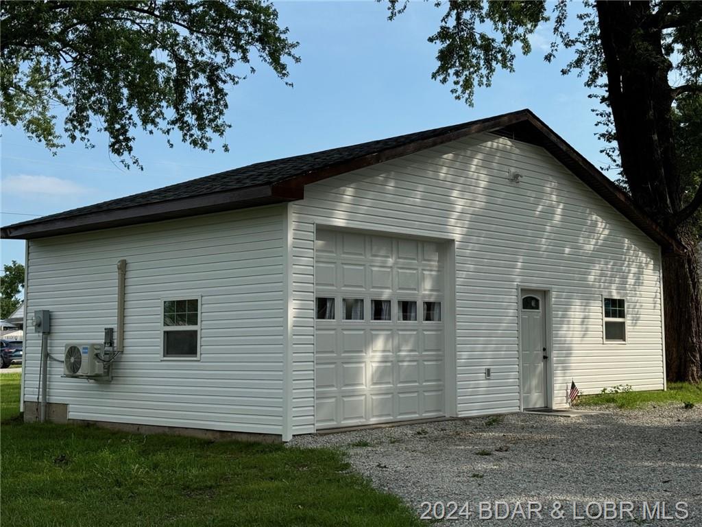 305 W Grother Street Cole Camp, MO 65325