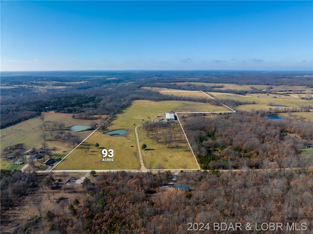 21 Cheek Lane Out Of Area, MO 65590