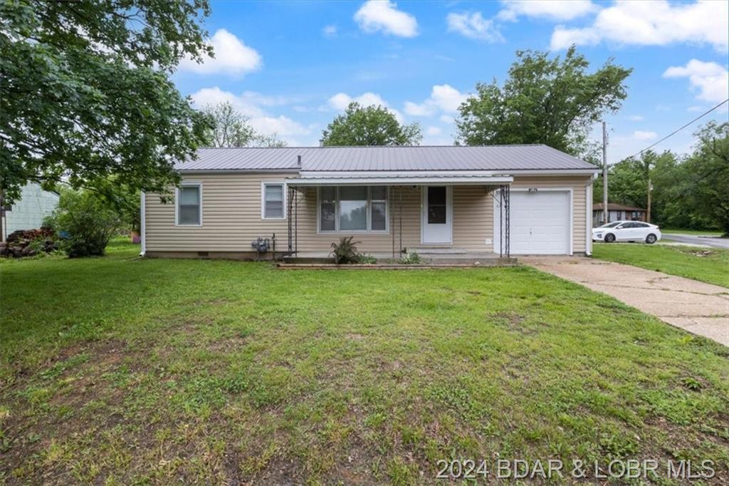 101 Lakeview Drive Out Of Area (bdar), MO 65360