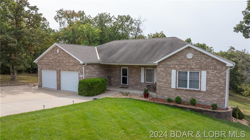 2042 Bittersweet Road Lake Ozark, MO 65049