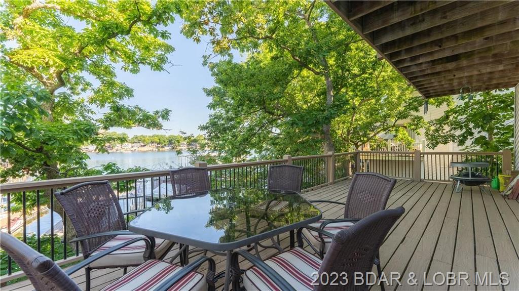 39 Bayview Cove Road Lake Ozark, MO 65049