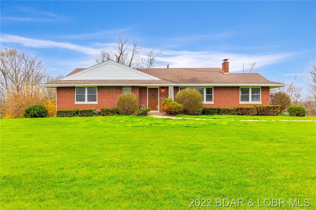 1016 S Summit Drive Out Of Area, MO 65043