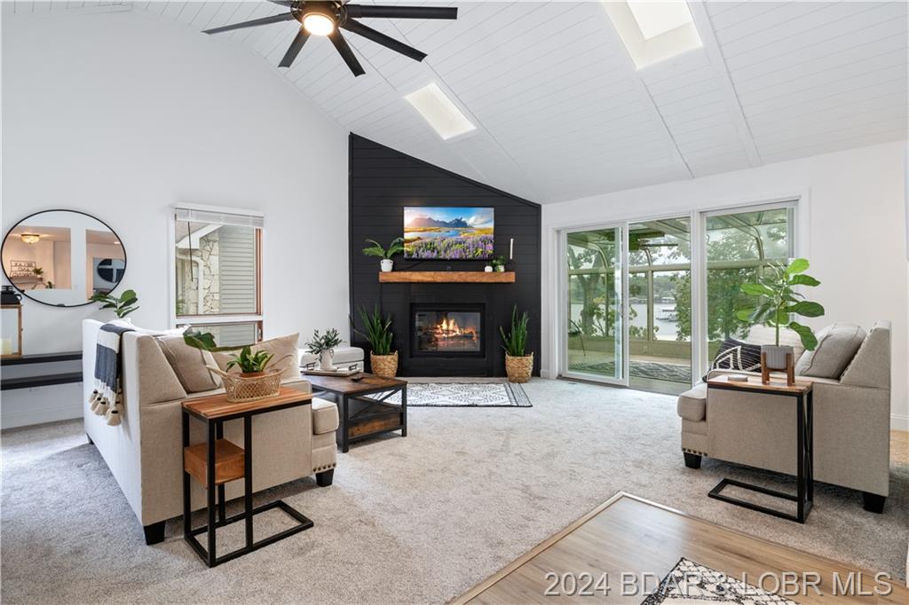 1125 Anemone Road Four Seasons, MO 65049