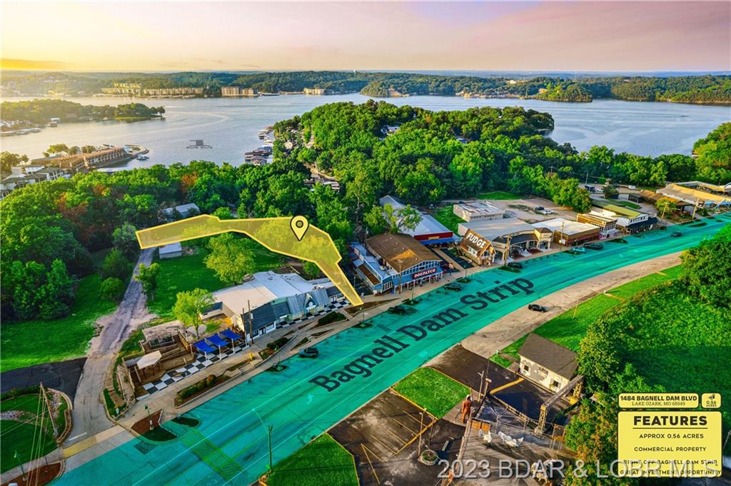 1484 Bagnell Dam Boulevard Lake Ozark, MO 65049