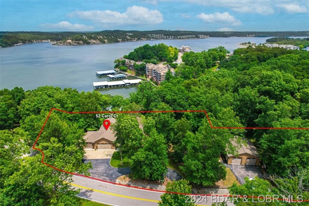 52 Carol Court Lake Ozark, MO 65049