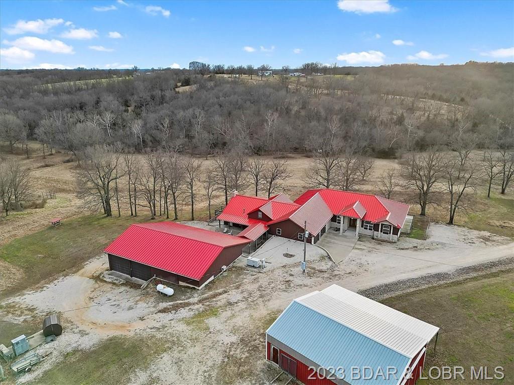 14613 Old Marvin Road Versailles, MO 65084