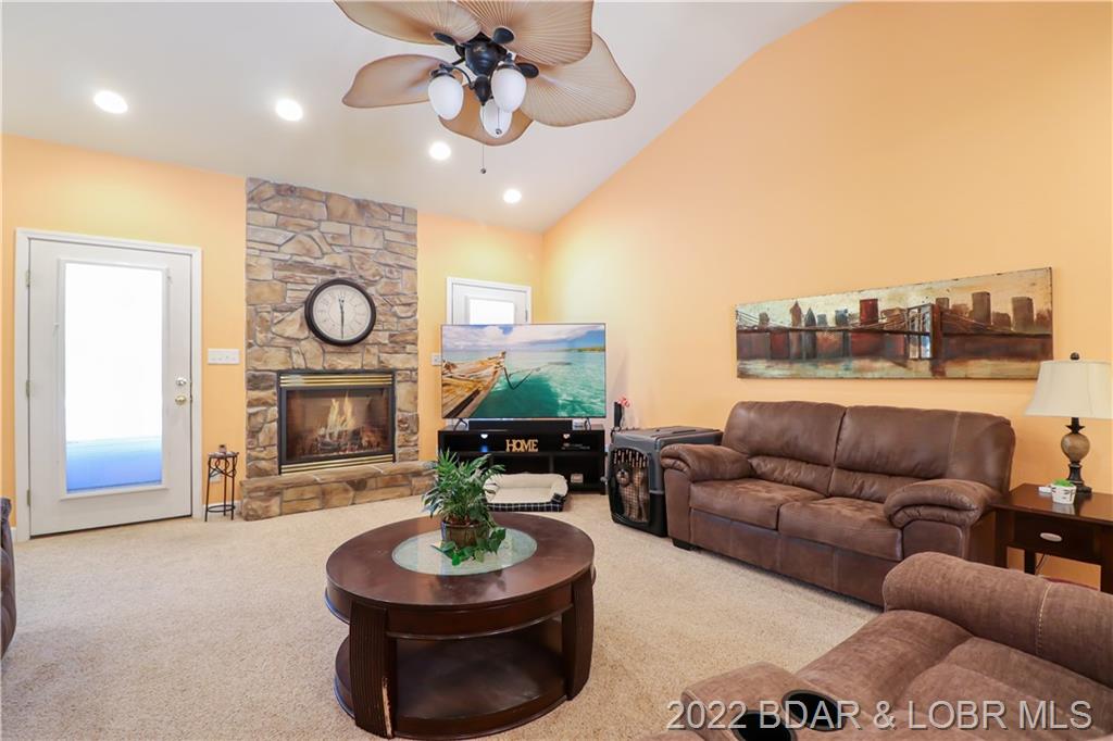 1659 Country Club Lake Ozark, MO 65049