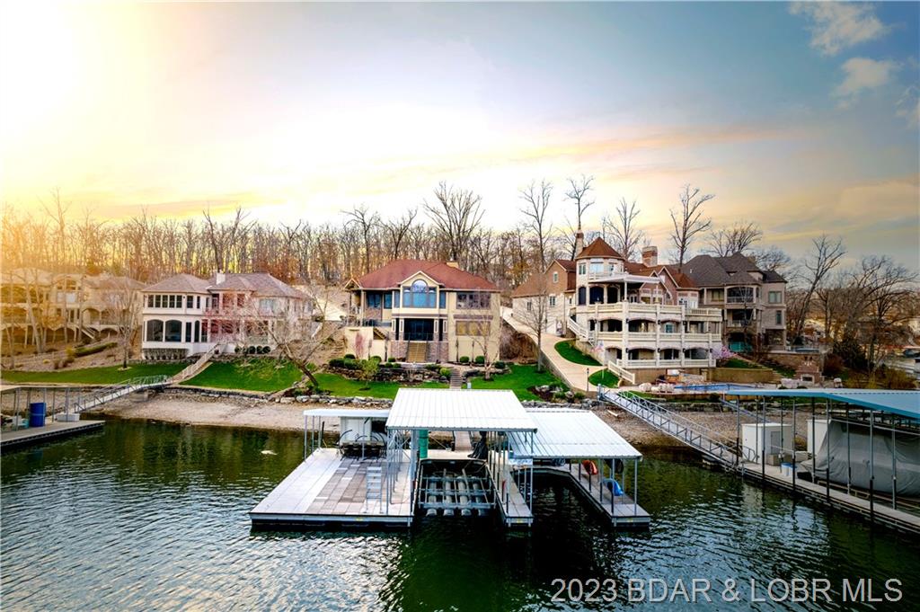 377 Lake Drive Porto Cima, MO 65079