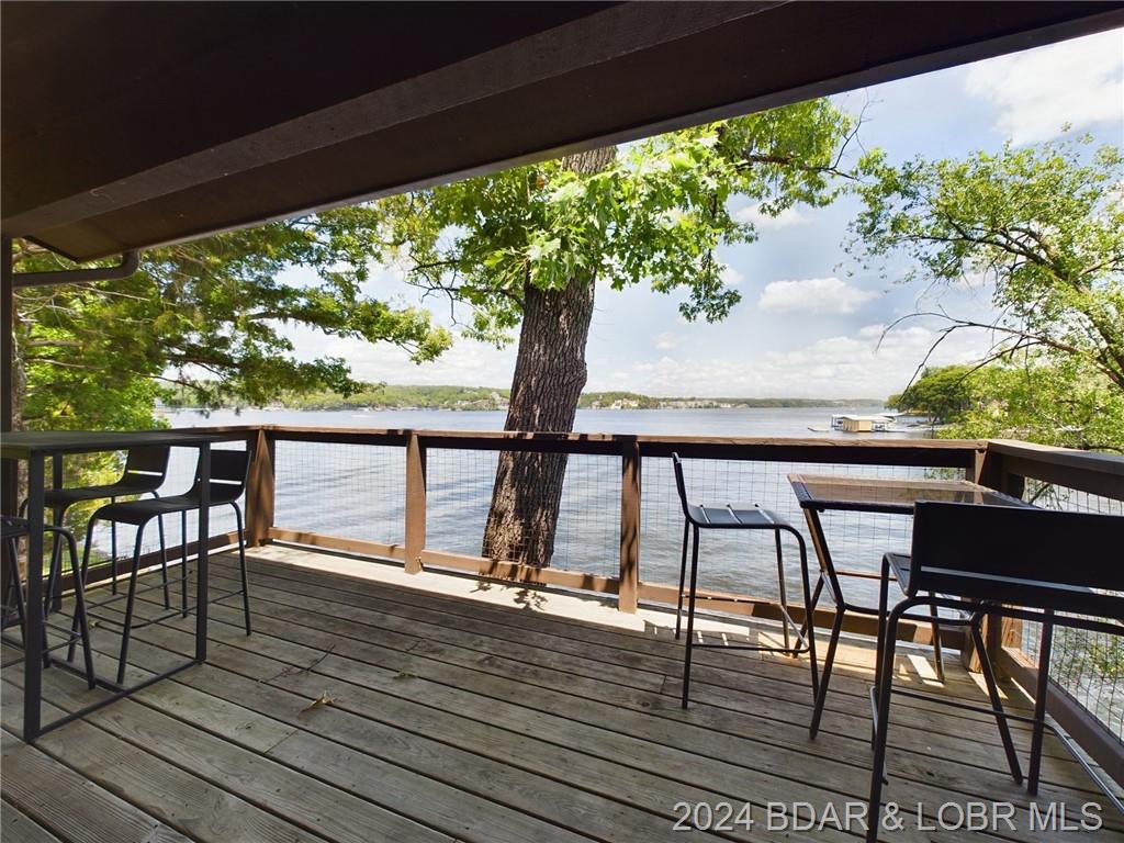 290 Lone Oak Point Unit #21 Sunrise Beach, MO 65079