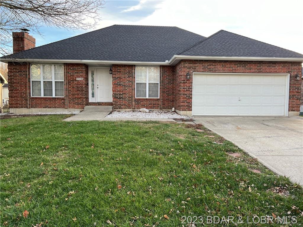 708 Chaucer Lane Out Of Area, MO 64093