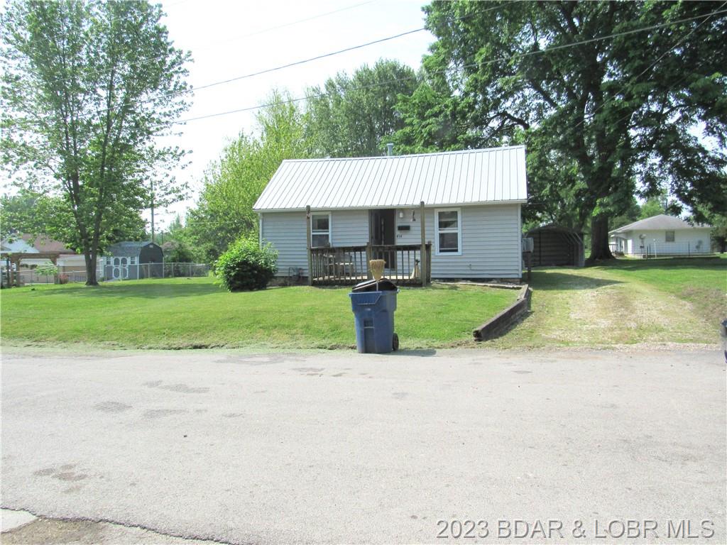 414 West North Street Eldon, MO 65026