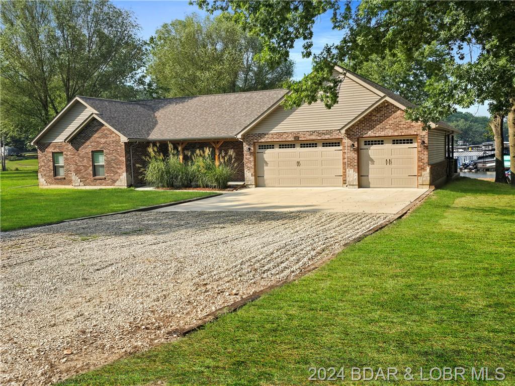 249 Sparkling Water Circle Sunrise Beach, MO 65079