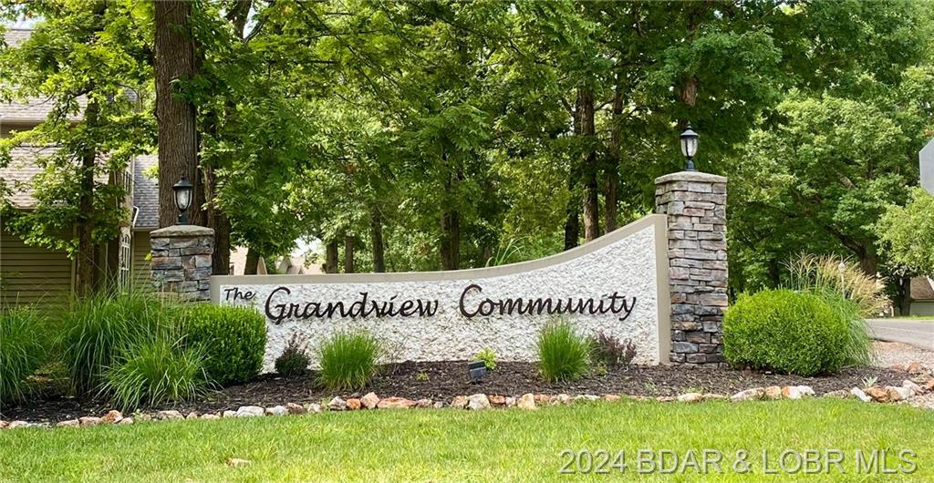 54 Grandview Drive Lake Ozark, MO 65049