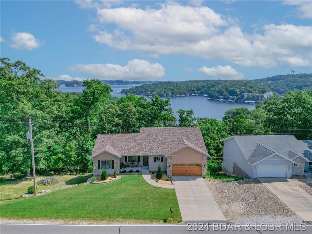 1722 Cherokee Road Lake Ozark, MO 65049