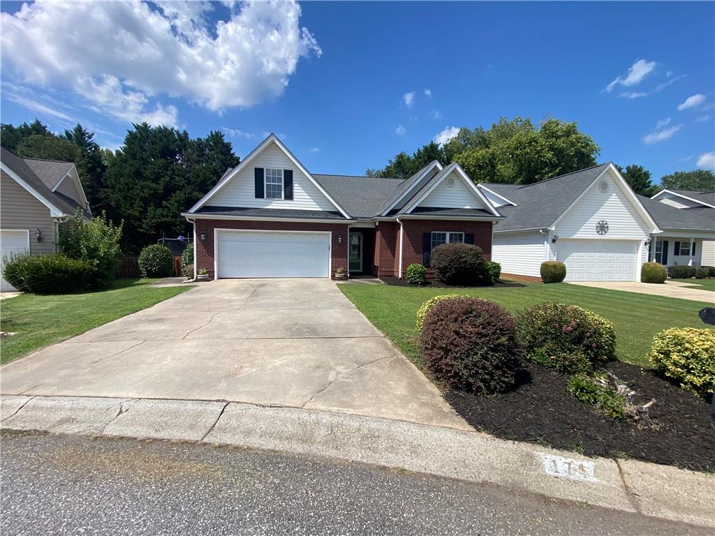 174 Elliott Circle Anderson, SC 29621