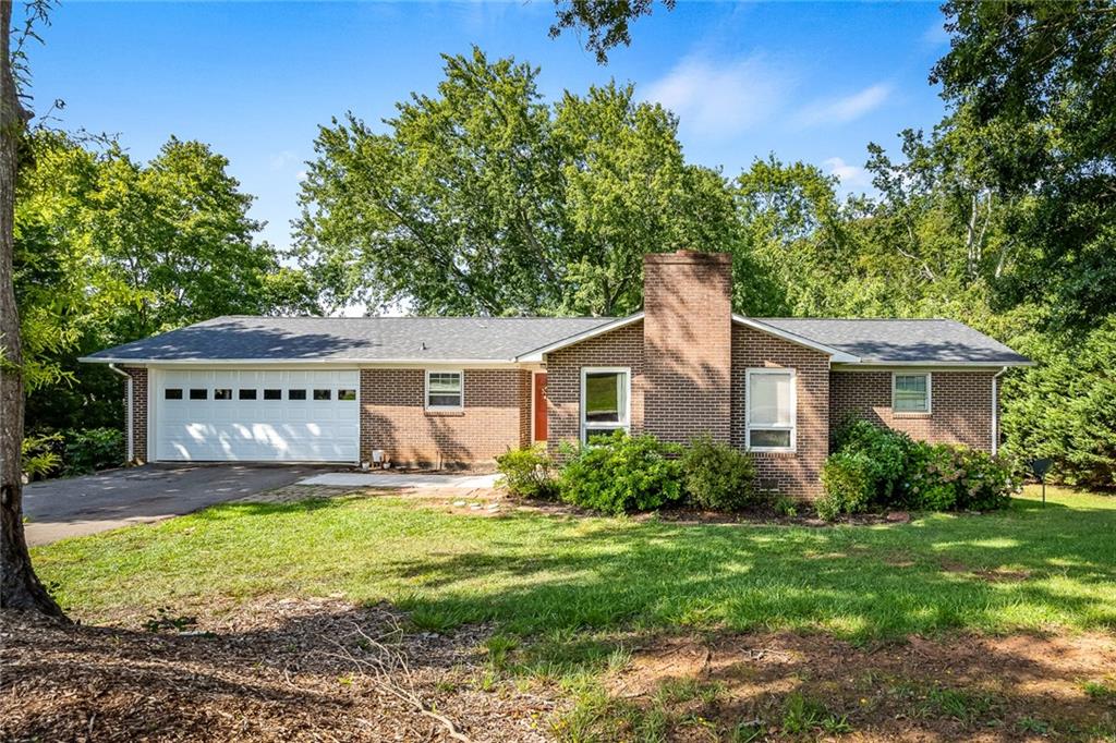 109 Heather Hill Central, SC 29630