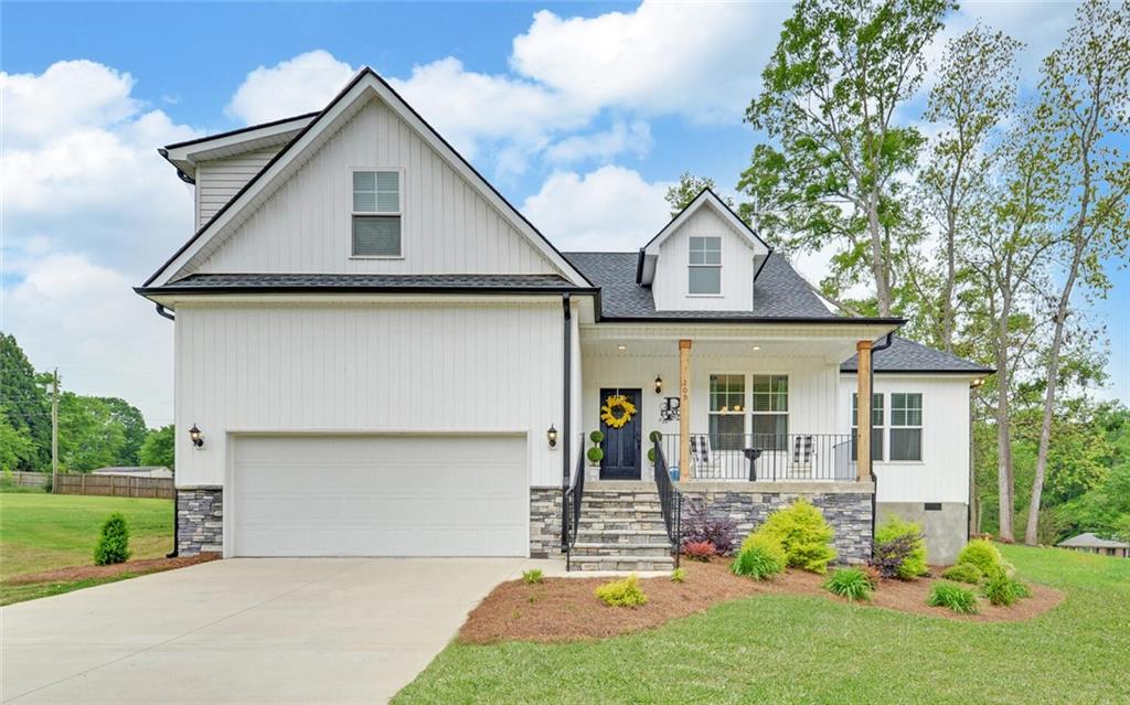 209 Driftwood Drive Anderson, SC 29621