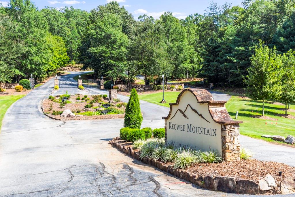 306 Cliffside Trail Pickens, SC 29671