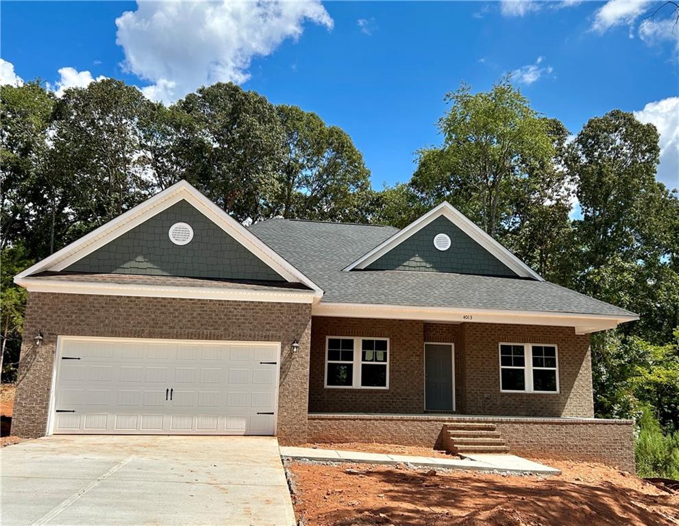 4013 Turnberry Loop Seneca, SC 29678