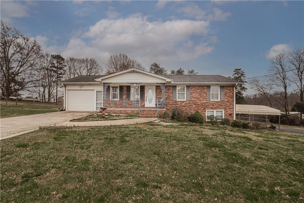 301 Sunset Drive Easley, SC 29640