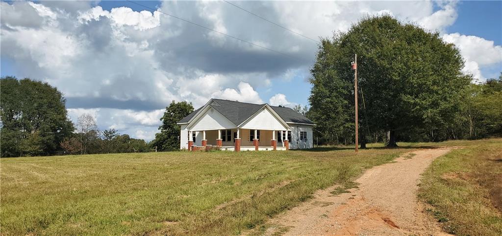 7732 Hwy Highway Townville, SC 29689
