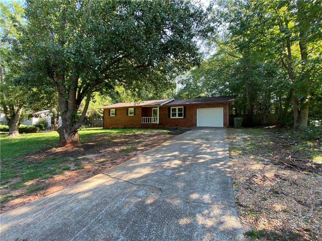 407 Spring Forest Drive Central, SC 29630