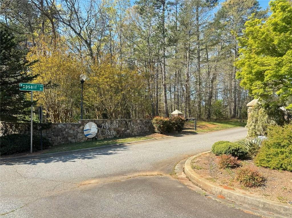 4 Topsail Drive Anderson, SC 29621