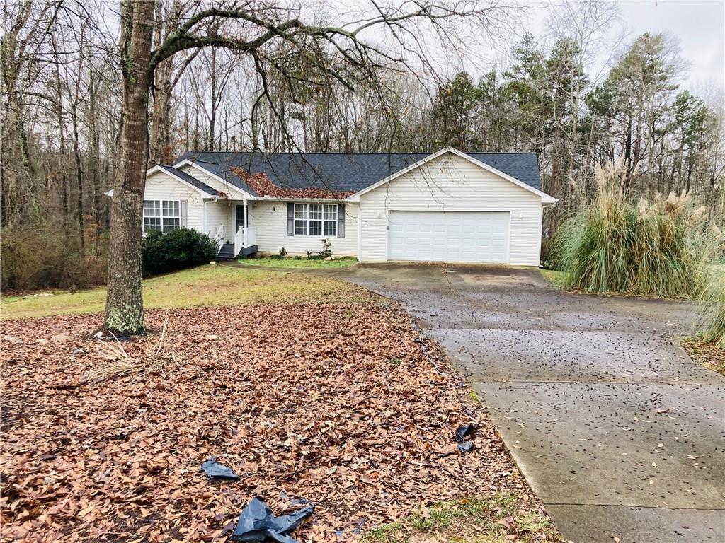 113 Lakefront Road Townville, SC 29689