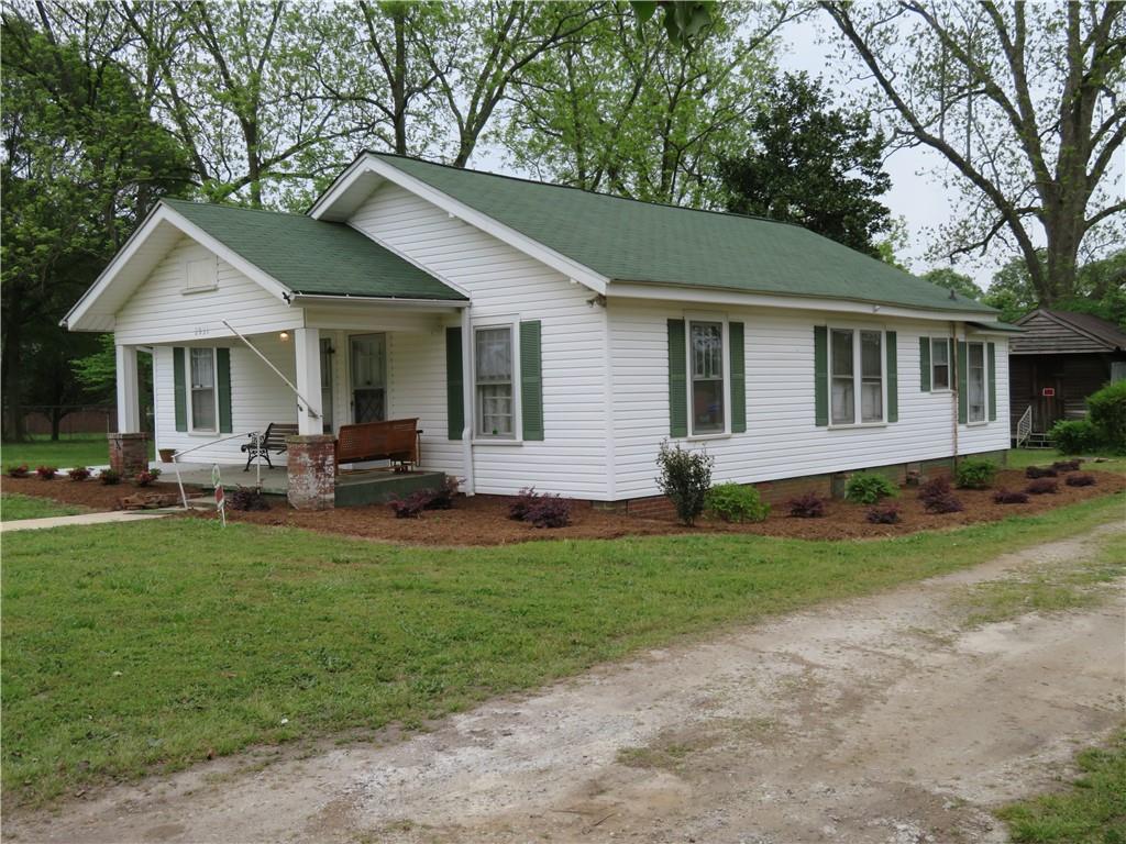 8931 Highway 24 Townville, SC 29689