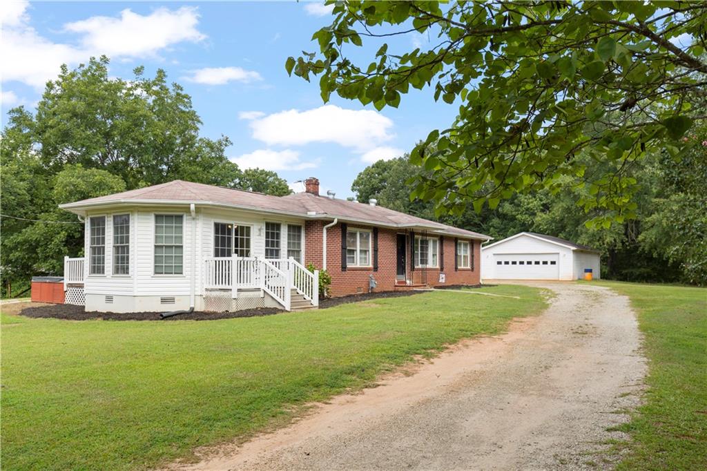 279 Ford Drive Westminster, SC 29693