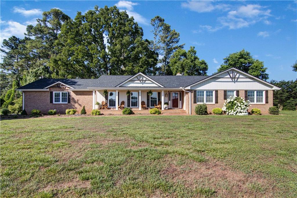 704 Seed Farm Road Westminster, SC 29693