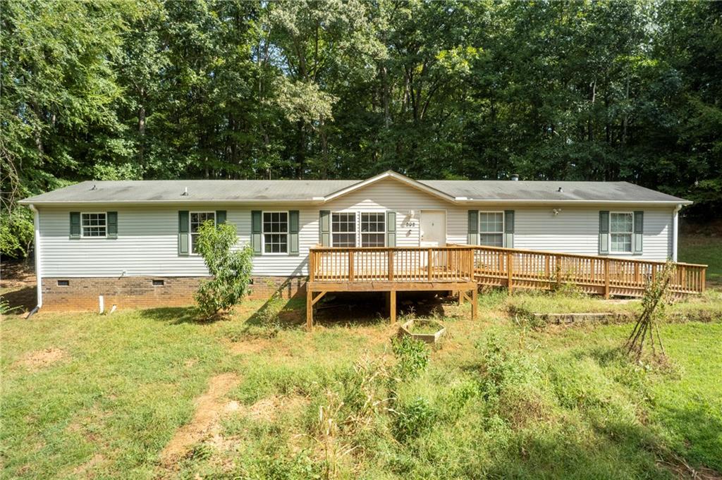 292 Carousel Road Gray Court, SC 29645