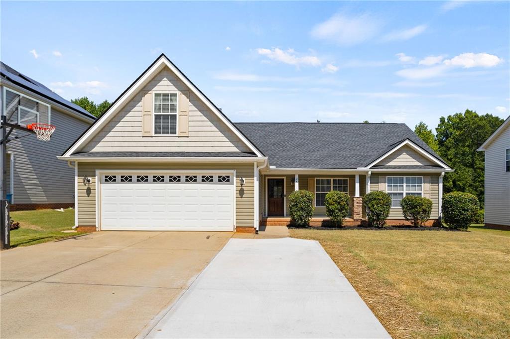 24 Cardinal Creek Drive Greenville, SC 29607