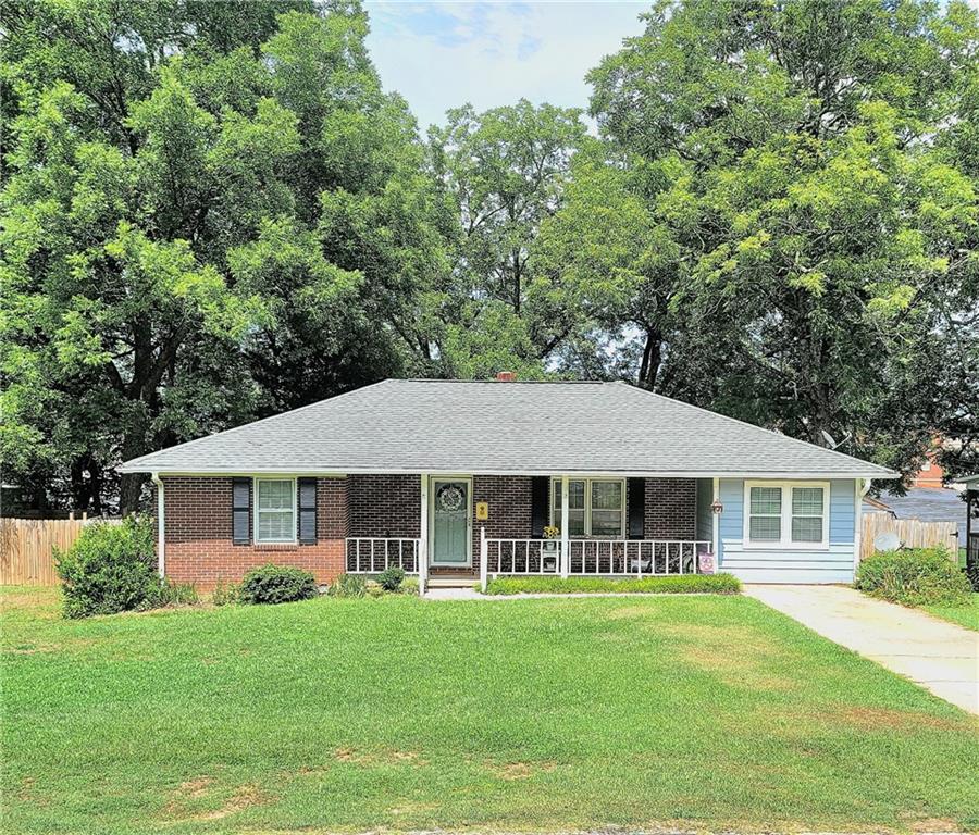 203 Augusta Street Westminster, SC 29693