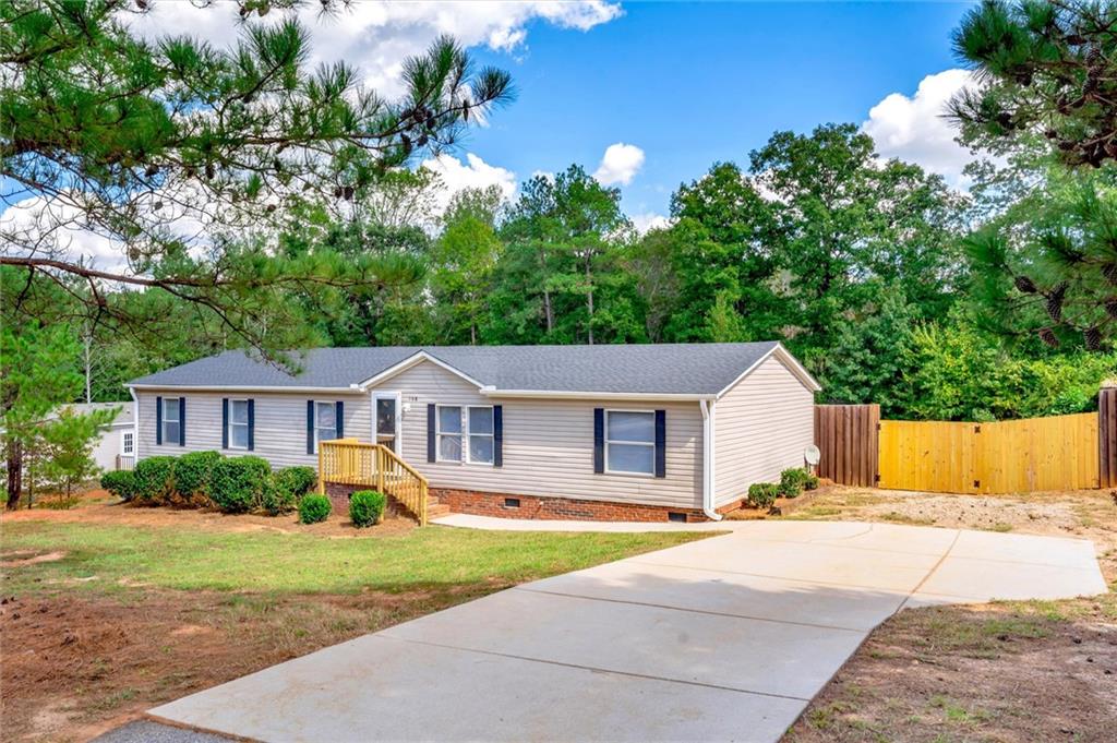 108 Carson Creek Drive Piedmont, SC 29673