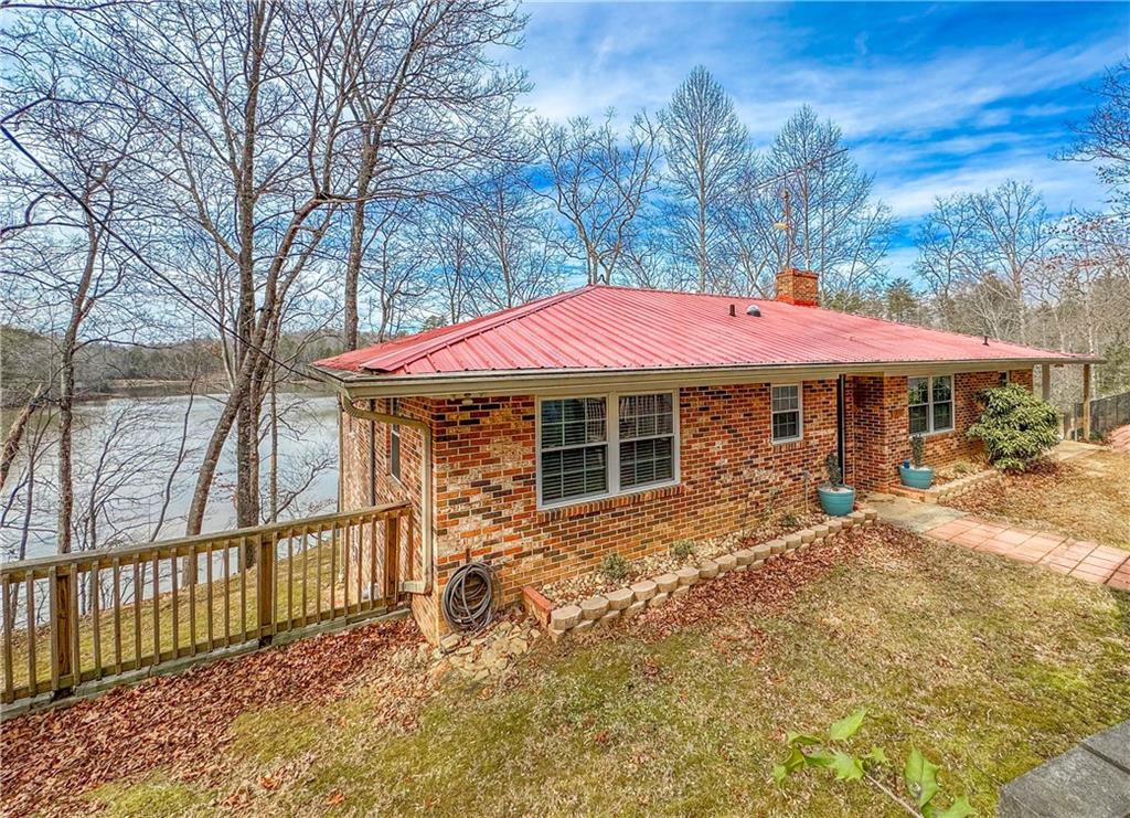 1038 Crystal Lake Road Mountain Rest, SC 29664