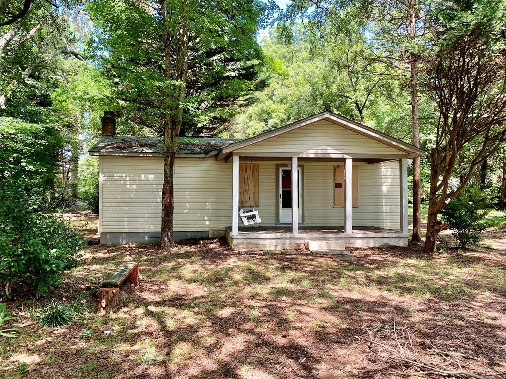 174 Holliday Road Six Mile, SC 29682